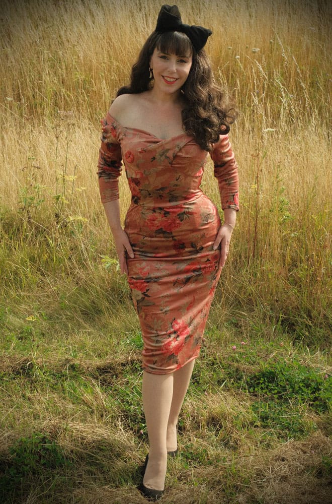 Autumn Rose Velvet Bettina Wiggle Dress image 3