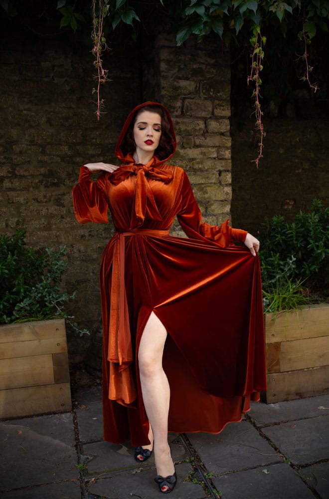 Pumpkin Velvet Alexandra Hood image 2