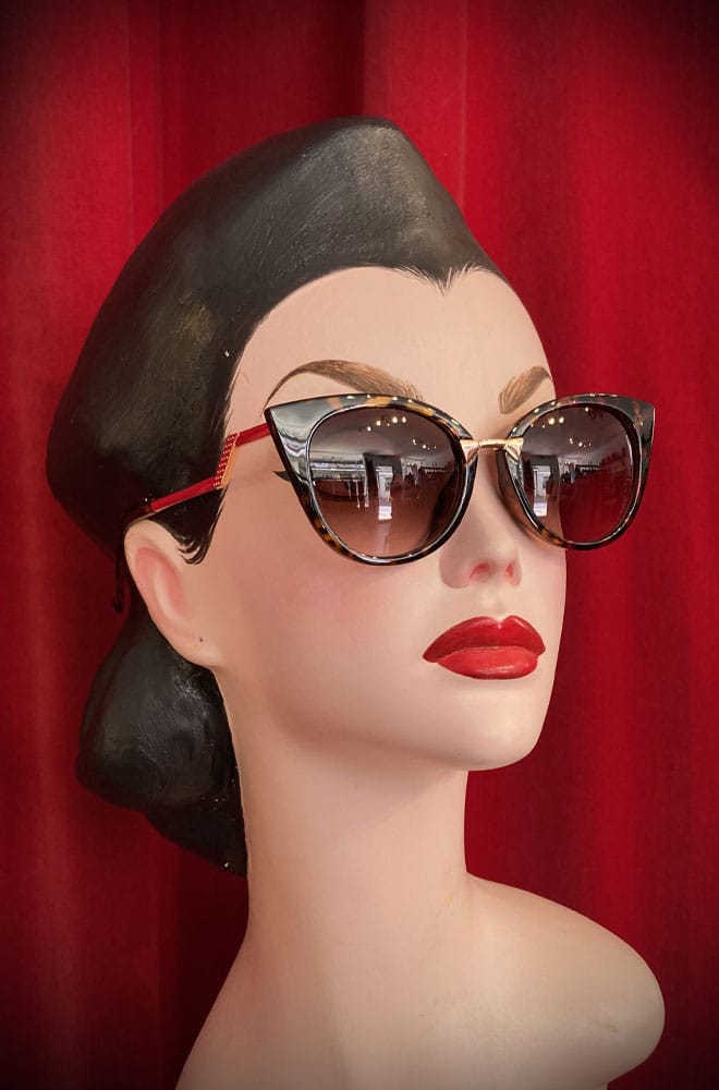 Tortoiseshell Teddy Sunglasses image 0