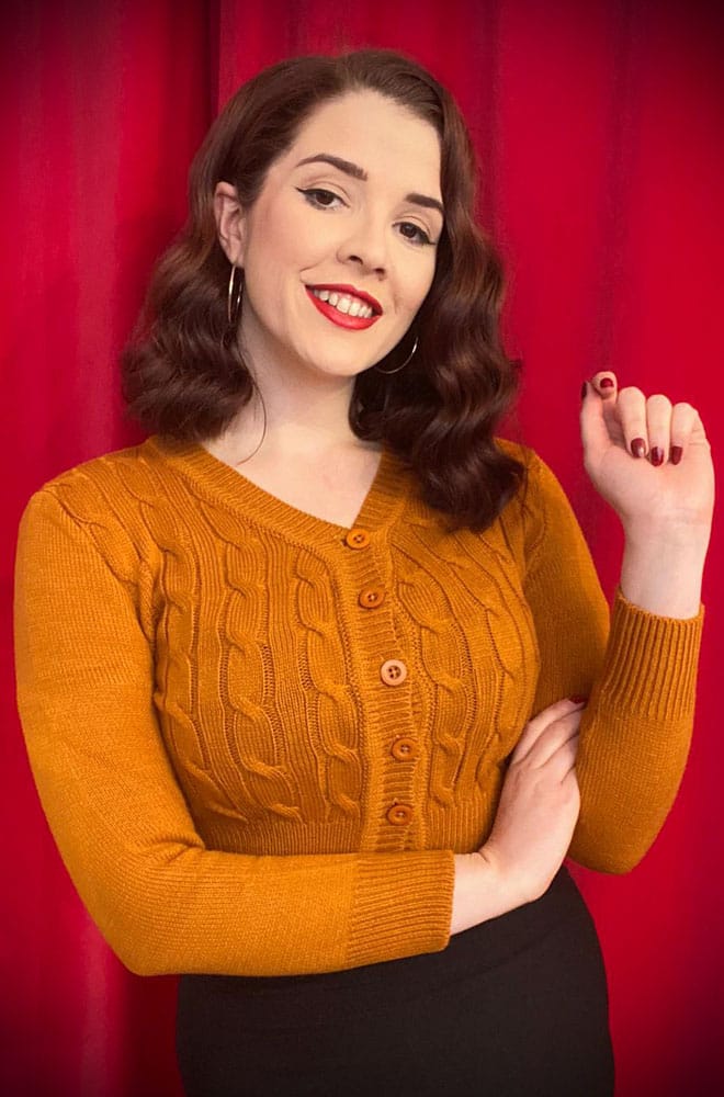 Ginger 40s Cable Knit Cardigan image 2
