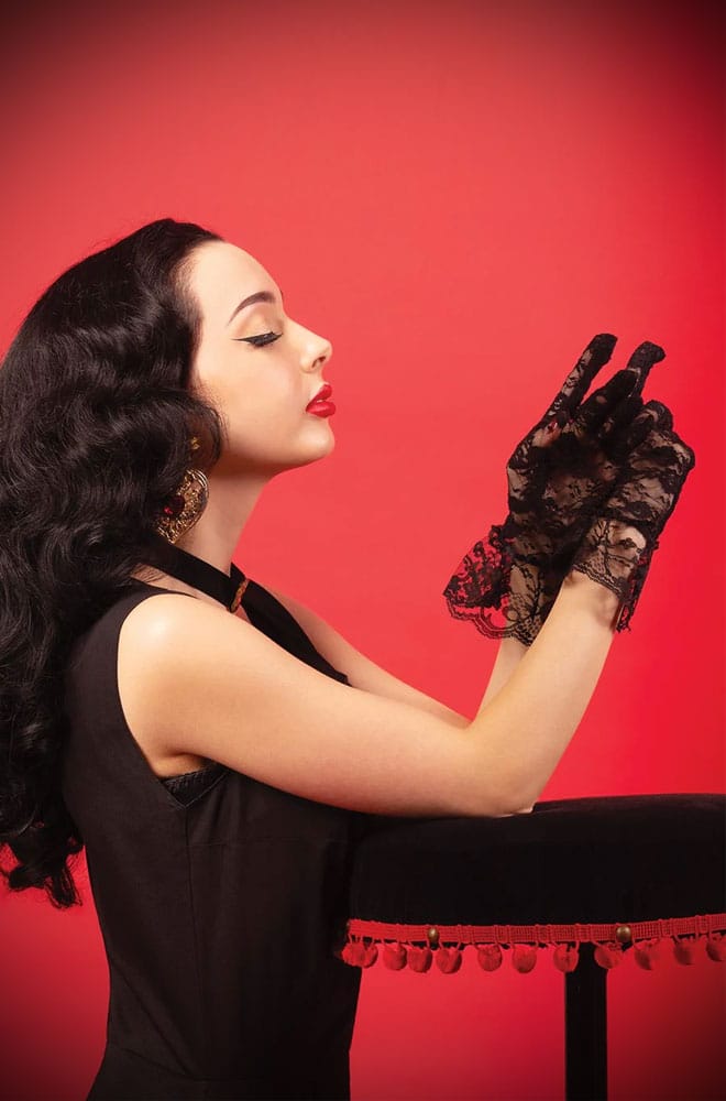 Lace Wrist Gloves image 2