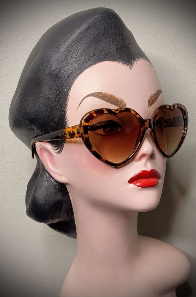 Tortoiseshell Heart Eyes Sunglasses image 0