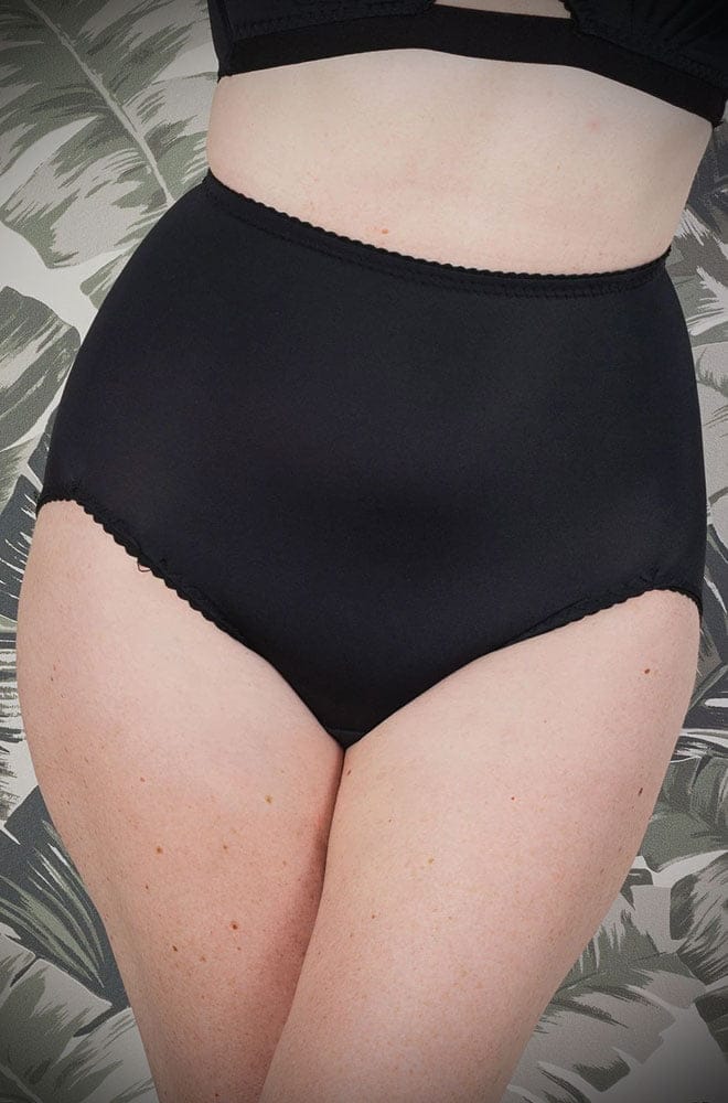 Liz High Waisted Knickers image 2