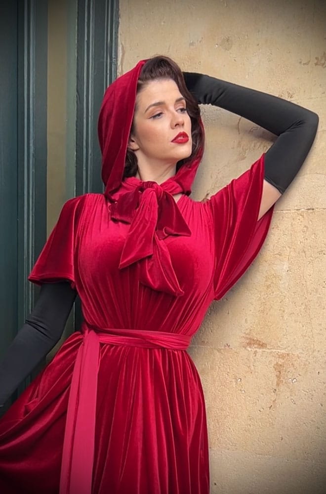 Red Velvet Alexandra Hood image 2