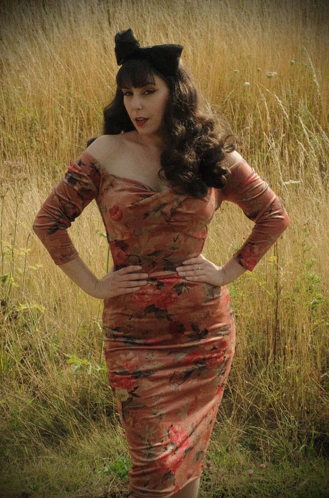 Autumn Rose Velvet Bettina Wiggle Dress image 4
