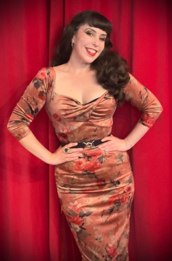 Autumn Rose Velvet Bettina Wiggle Dress image 6