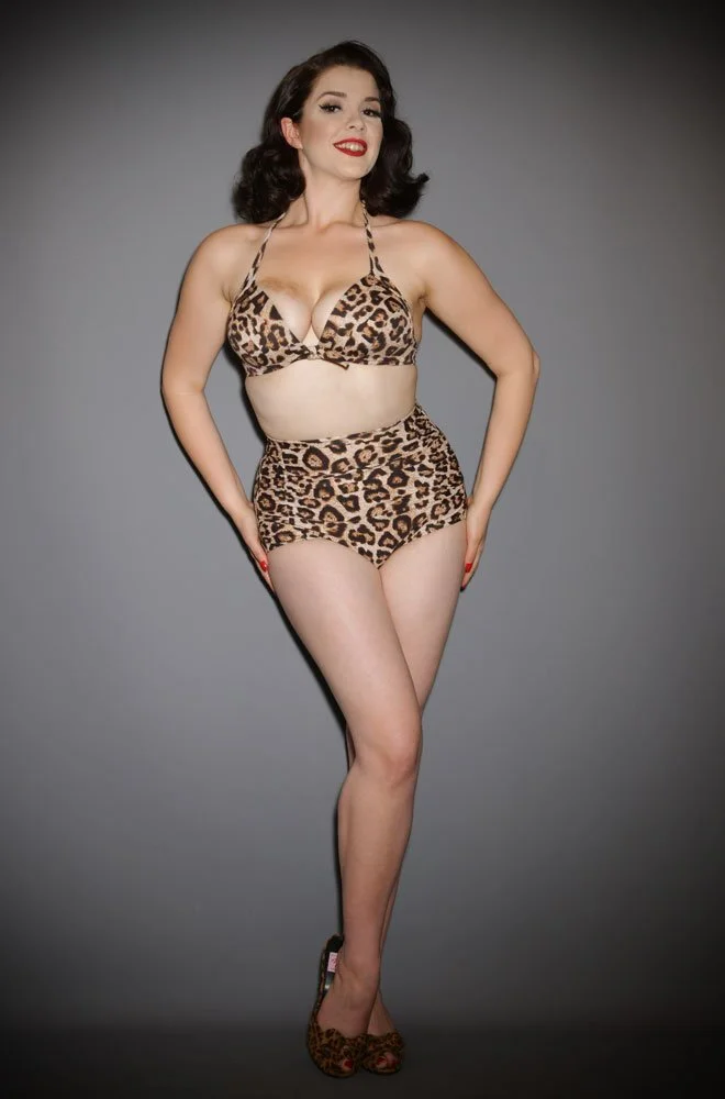 The Leopard Monroe Bikini Bottoms are sultry and bewitching retro swimwear. Turn heads in this knockout vintage-inspired bikini!