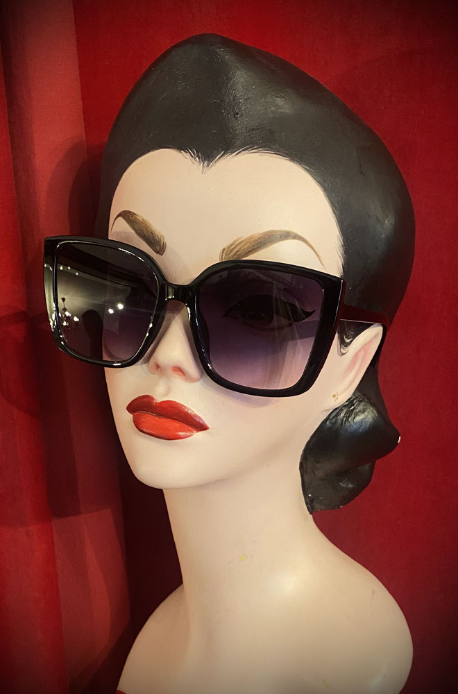 Vintage-style Black Roxanne sunglasses at Deadly is the Female. Effortlessly add some pinup glamour to your day with these sunnies