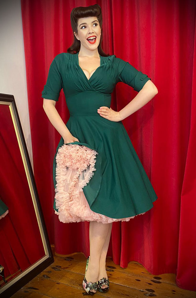 Green Delores Dress - an effortlessly elegant 50s style dress. A perfect vintage dress, from sunny picnic to work day to wedding guest.