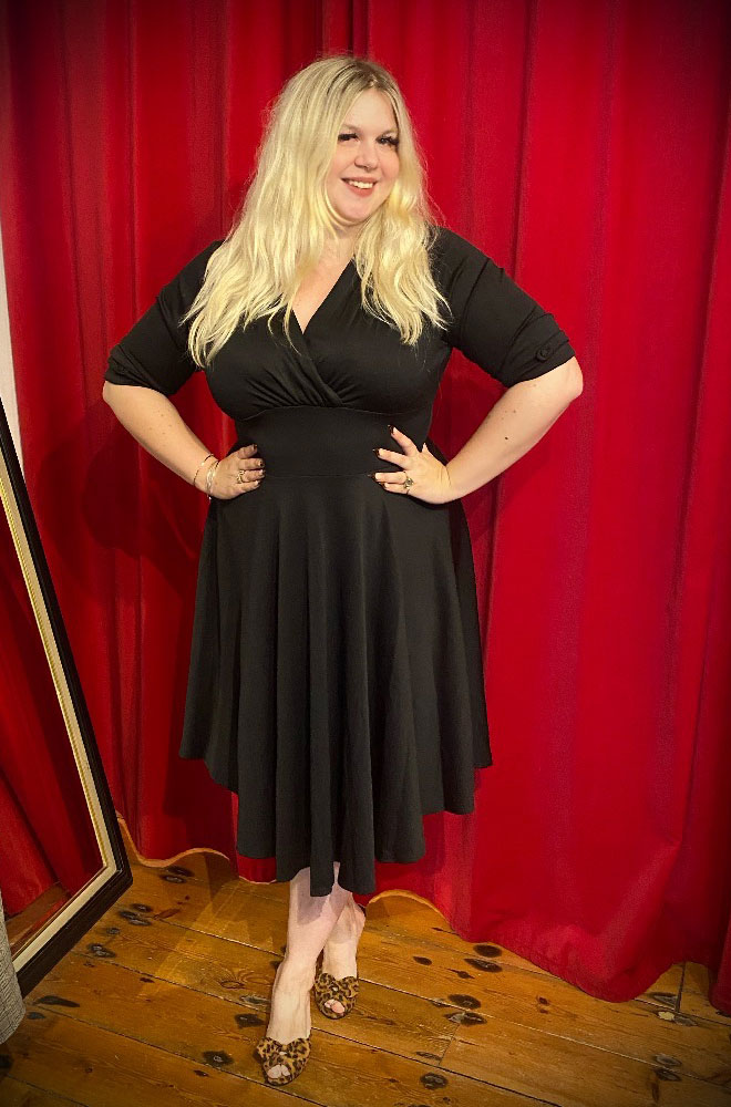 Black Delores Dress - an effortlessly elegant 50s style dress. A perfect vintage dress, from sunny picnic to work day to wedding guest.