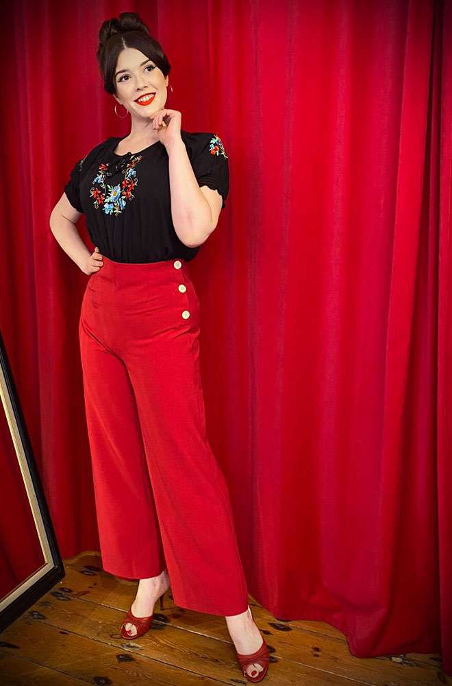 Wide Leg Red Swing Pants are a 40s vintage classic! These trousers are comfortable and stylish - our favourite combination!