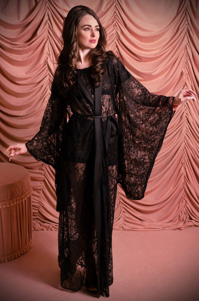The Black Lace Kimono brings dramatic elegance to your loungewear wardrobe. Crafted in exquisite black lace, this full-length kimono offers maximum drama.